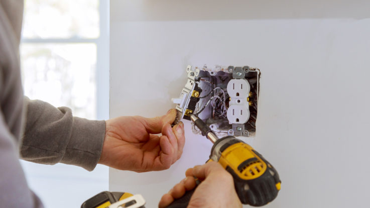 7 Signs You Need a Professional Electrical Repair